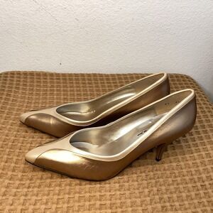 Sergio Zelcer Spanish Leather Collection Womens Heels Size 6.5 Slip-On Pump